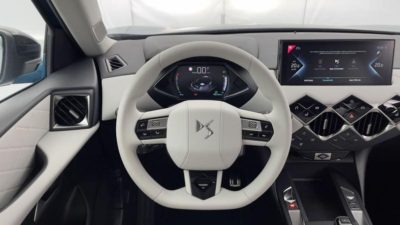 Vente en ligne Ds Ds3 Crossback Ds3 crossback E-Tense Rivoli 136ch au prix de 31 400 €