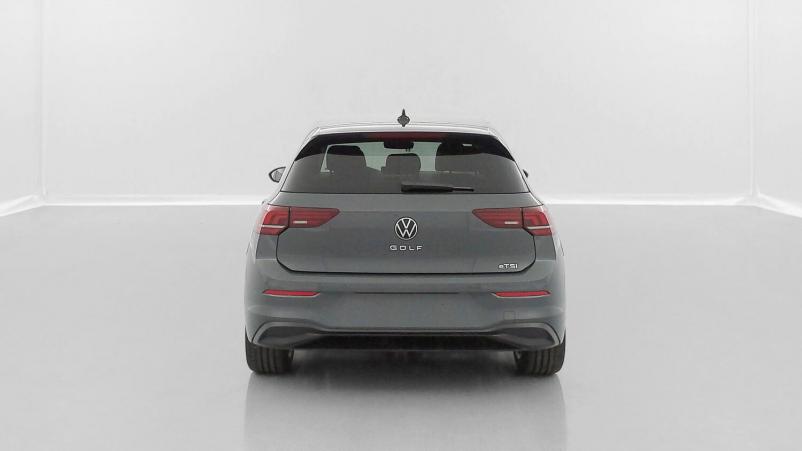 Vente en ligne Volkswagen Golf Golf VIII 1.5 eTSI EVO2 150ch Life Plus DSG7 au prix de 33 200 €