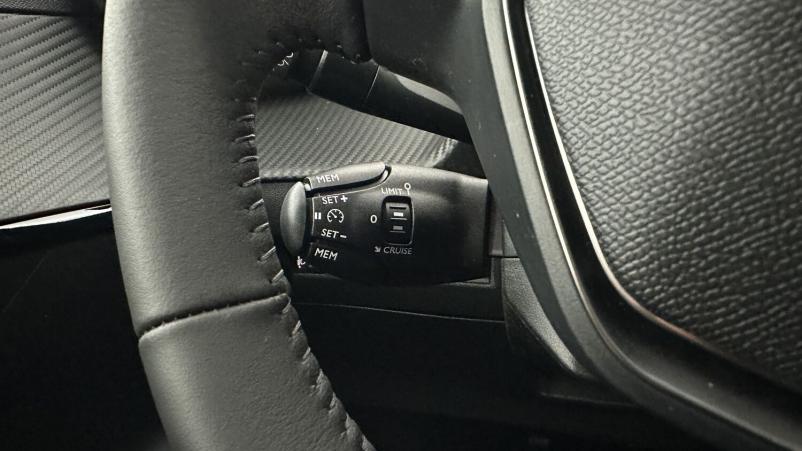 Vente en ligne Peugeot 208 208 II(2) 1.2 PureTech 100ch Allure au prix de 20 400 €