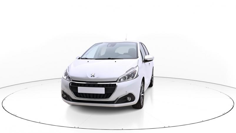 Vente en ligne Peugeot 208 5P 1.2 PureTech S&S 110ch Manuelle/5 Allure au prix de 10 460 €