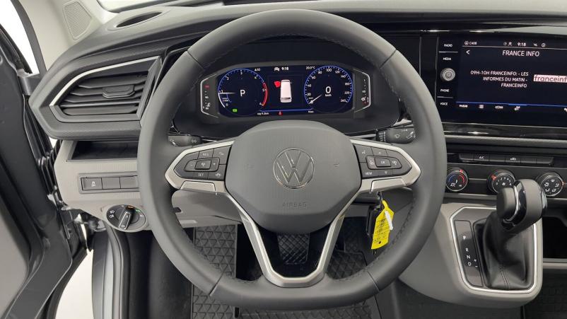 Vente en ligne Volkswagen Transporter Transporter T6.1 VAN 2.8T L1H1 2.0 TDI 204ch Business Plus DSG7 au prix de 58 140 €