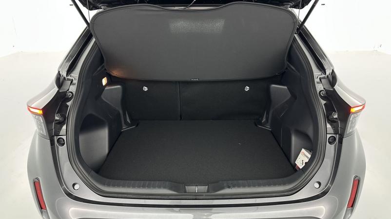 Vente en ligne Toyota Yaris Cross Yaris cross 1.5 Hybride 130h Design e-CVT au prix de 28 010 €