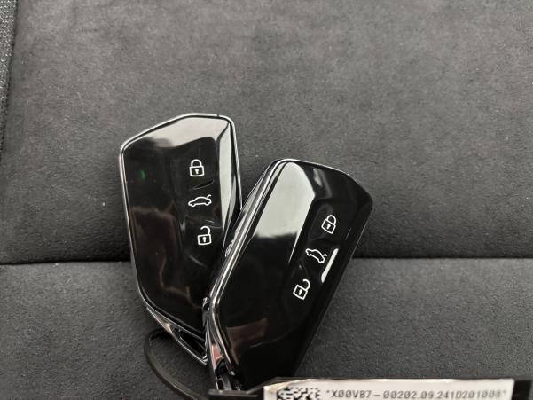 Vente en ligne Volkswagen Golf 1.5 eTSI 116ch VW Edition DSG7 - Garantie 3 ans Volkswagen au prix de 30 990 €
