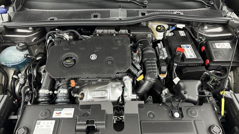 Vente en ligne Citroën C4 C4 III 1.5 BlueHDi 130ch Plus EAT8 au prix de 24 410 €