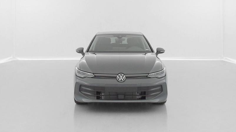 Vente en ligne Volkswagen Golf Golf VIII 1.5 eTSI EVO2 150ch Life Plus DSG7 au prix de 33 200 €