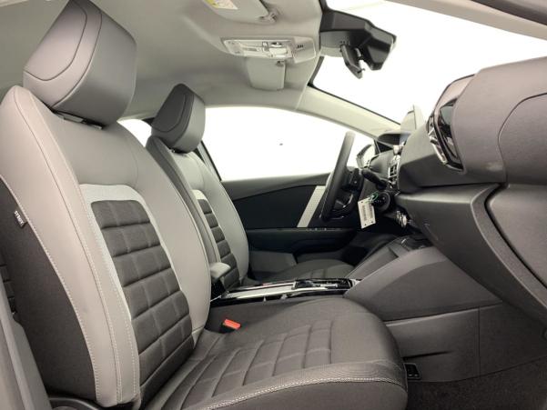 Vente en ligne Citroën C4 HYBRIDE 136 E-DCS6 PLUS au prix de 23 150 €