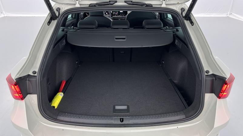 Vente en ligne Cupra Cupra Leon Sportstourer Leon st 2.0 TDI 150ch V DSG7 au prix de 34 400 €