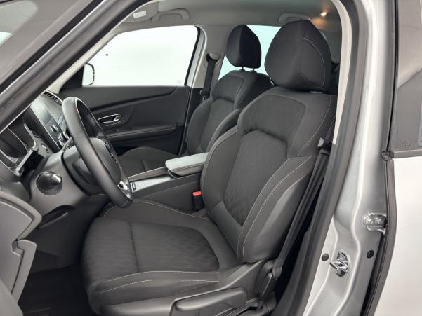 Vente en ligne Renault Scenic 4 1.5 dCi 110ch Limited EDC au prix de 14 990 €