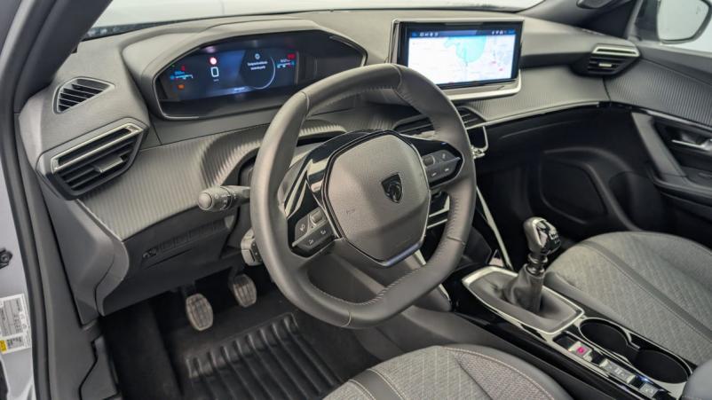Vente en ligne Peugeot 2008 PureTech 100 S S BVM6 Allure au prix de 19 650 €