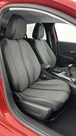 Vente en ligne Peugeot 208 208 II(2) 1.2 PureTech 100ch Allure au prix de 20 400 €