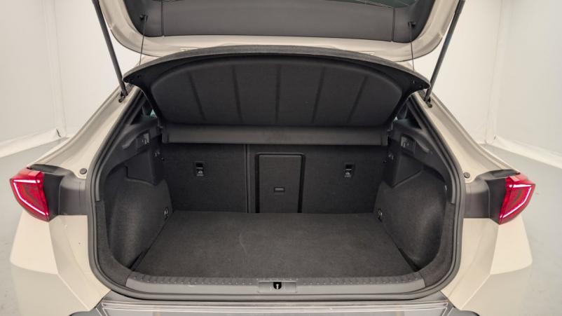 Vente en ligne Cupra Formentor 1.4 E-HYBRID 245 CH DSG6 VZ au prix de 31 590 €