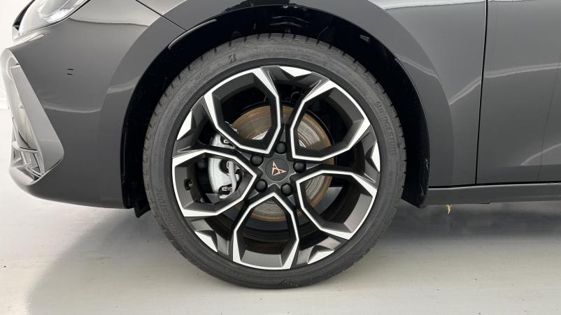 Vente en ligne Cupra Cupra Leon Sportstourer Leon st 2.0 TDI 150ch V DSG7 au prix de 34 400 €