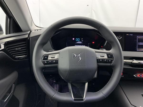 Vente en ligne Ds DS4 Hybride 136 e-DCT6 Pallas au prix de 31 390 €