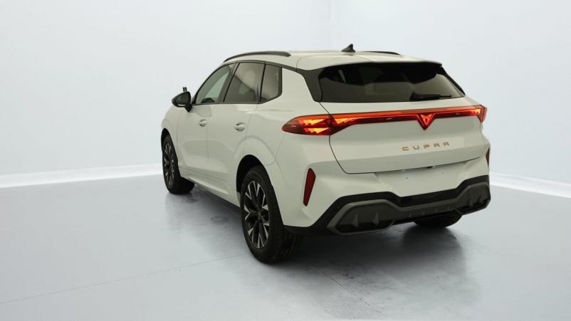 Vente en ligne Cupra Terramar 1.5 eTSI Hybrid 150 ch DSG7 V au prix de 38 090 €