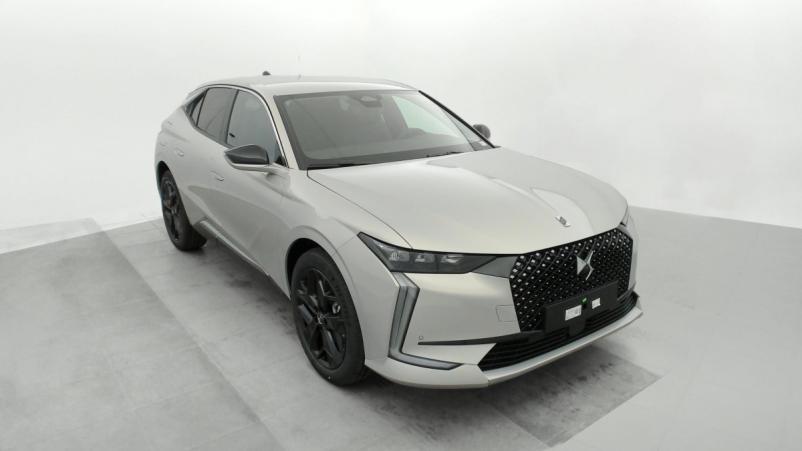 Vente en ligne Ds DS4 Hybride 136 e-DCT6 Pallas au prix de 31 390 €