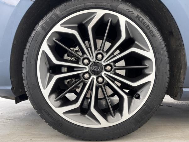 Vente en ligne Ford Focus 1.0 Flexifuel mHEV 125ch ST-Line Suréquipée au prix de 20 990 €