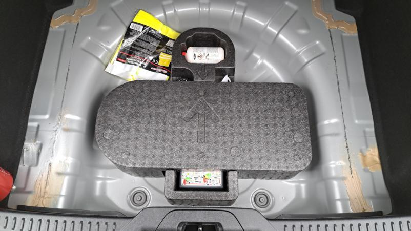 Vente en ligne Ford Focus 5P 1.0 EcoBoost mHEV 155ch Automatique/7 St-line x au prix de 25 680 €