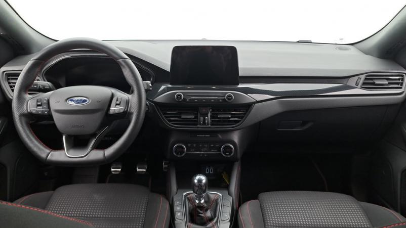 Vente en ligne Ford Focus 5P 1.0 EcoBoost mHEV 155ch Manuelle/6 St-line x au prix de 20 910 €