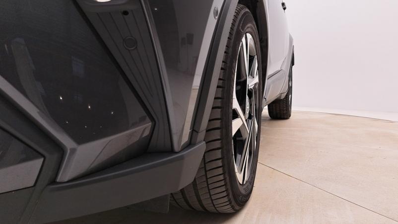 Vente en ligne Toyota C-HR  1.8 Hybrid 122ch Automatique/ Design au prix de 27 920 €