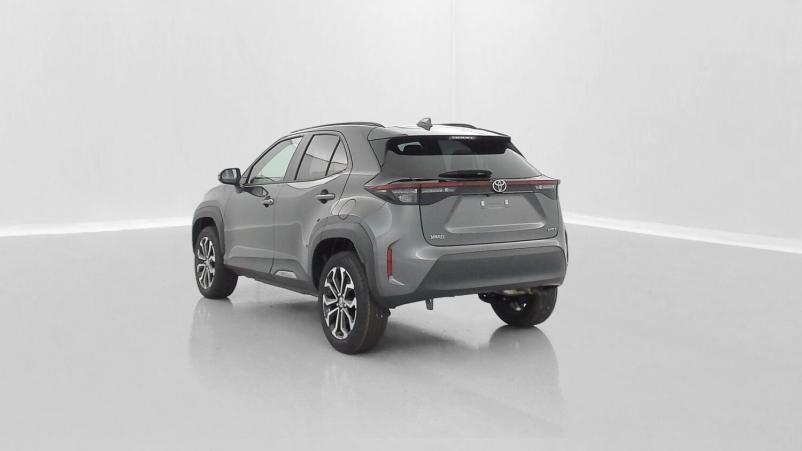 Vente en ligne Toyota Yaris Cross Yaris cross 1.5 Hybride 130h Design e-CVT au prix de 28 010 €
