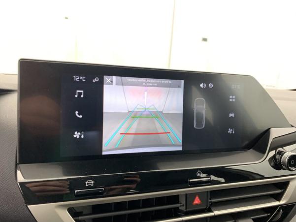 Vente en ligne Citroën C4 HYBRIDE 136 E-DCS6 PLUS au prix de 23 150 €