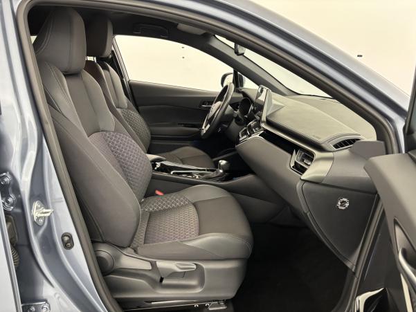 Vente en ligne Toyota C-HR 1.8 Hybride 122ch Design E-CVT au prix de 22 890 €