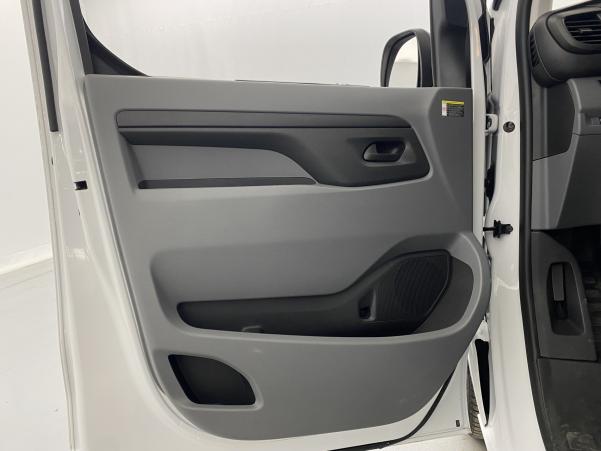 Vente en ligne Fiat Scudo Standard 100 kW batterie 50 kWh Pro Lounge au prix de 21 890 €