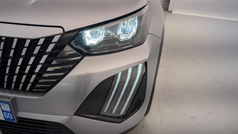 Vente en ligne Peugeot 2008 PureTech 100 S S BVM6 Allure au prix de 19 650 €