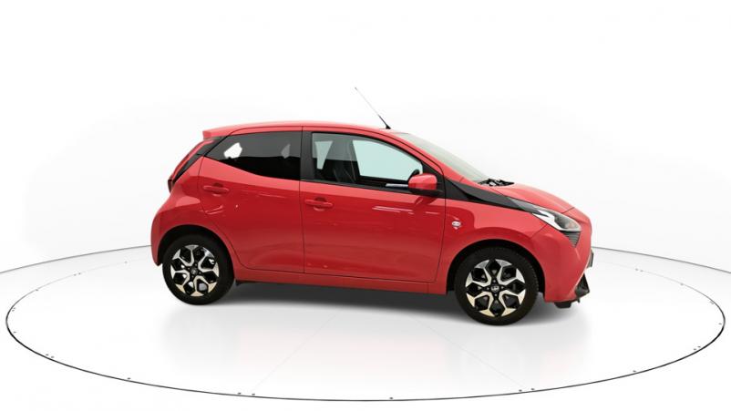 Vente en ligne Toyota Aygo 5P 1.0 VVTi 72ch Automatique/5 X-play au prix de 15 030 €