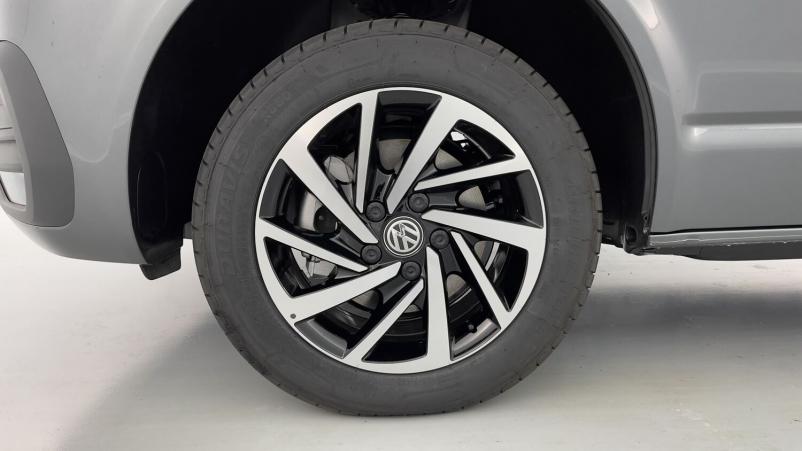 Vente en ligne Volkswagen Transporter Transporter T6.1 PROCAB L1 2.0 TDI 150ch Business Plus DSG7 au prix de 56 100 €