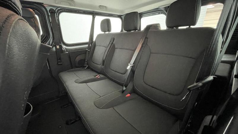 Vente en ligne Nissan Primastar Combi Primastar combi II L2H1 3.0t 2.0 dCi 150ch Acenta au prix de 40 400 €