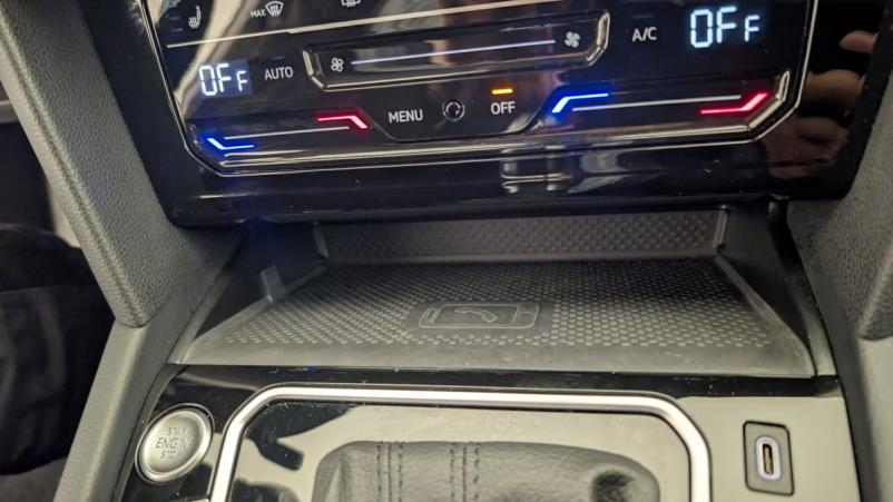 Vente en ligne Volkswagen Passat SW 1.4 TSI Hybride Rechargeable DSG6 GTE au prix de 26 440 €