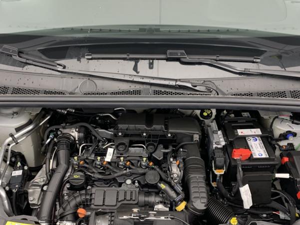 Vente en ligne Peugeot Partner Fourgon M 650 KG BLUEHDI 100 S S BVM6 au prix de 22 010 €