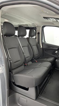 Vente en ligne Nissan Primastar Combi Primastar combi II L2H1 3.0t 2.0 dCi 150ch Acenta au prix de 40 400 €