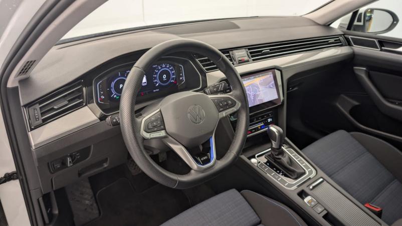 Vente en ligne Volkswagen Passat SW 1.4 TSI Hybride Rechargeable DSG6 GTE au prix de 26 440 €