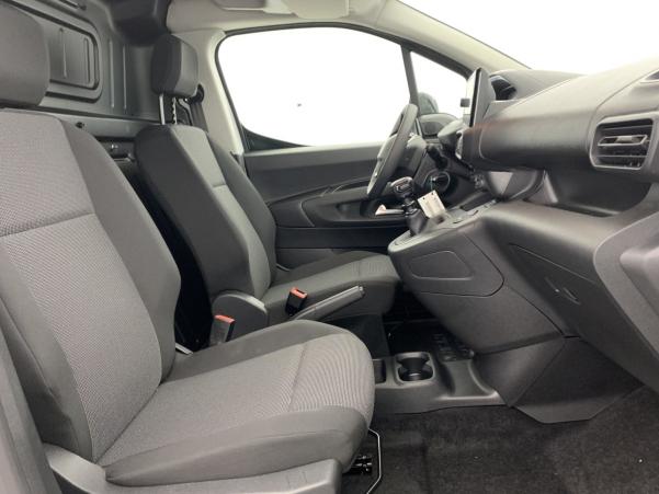 Vente en ligne Peugeot Partner Fourgon M 650 KG BLUEHDI 100 S S BVM6 au prix de 22 010 €