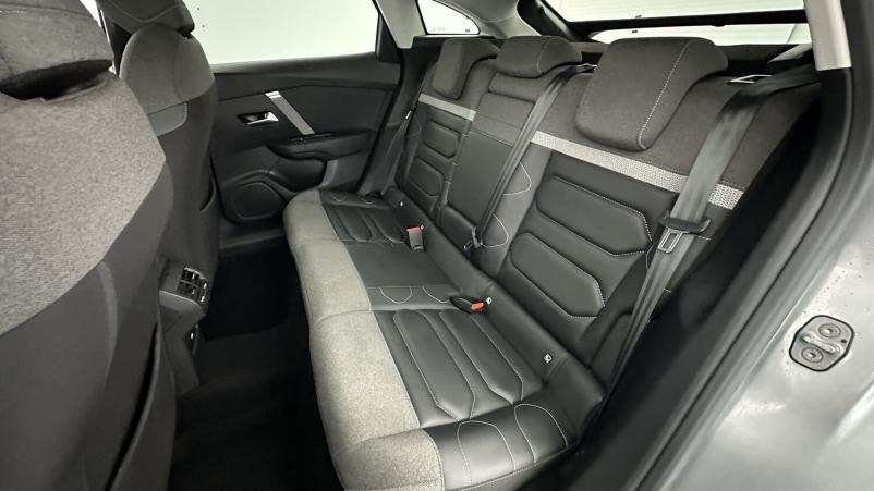 Vente en ligne Citroën C4 C4 III 1.2 PureTech 130ch Shine EAT8 au prix de 18 410 €