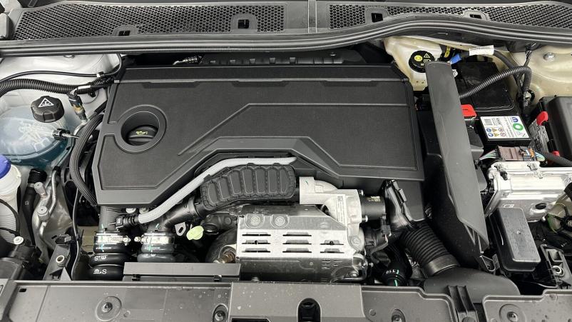 Vente en ligne Peugeot 208 208 II(2) 1.2 Hybrid 100ch Style e-DCS6 au prix de 21 410 €