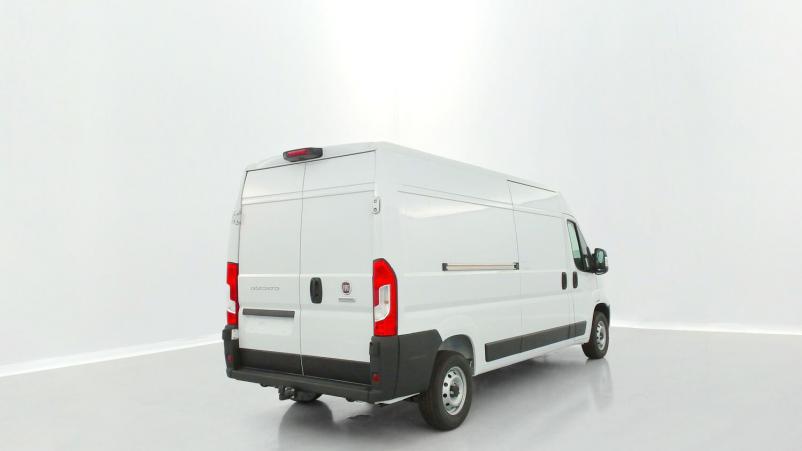 Vente en ligne Fiat Ducato Fourgon Ducato 3.3 LH2 2.2 H3-Power 140ch Pack Pro Lounge Connect au prix de 34 980 €
