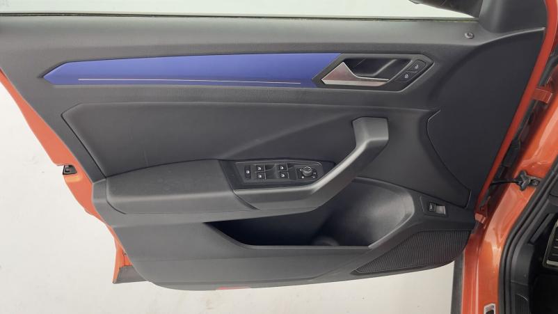 Vente en ligne Volkswagen T-Roc T-roc 2.0 TSI 300ch R 4-Motion DSG7 au prix de 31 400 €