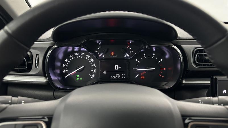 Vente en ligne Citroën C3 C3 III 1.2 PureTech 110ch Shine au prix de 16 200 €