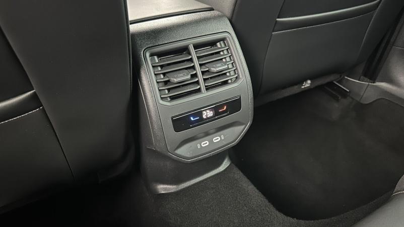 Vente en ligne Cupra Cupra Leon Leon 1.5 eTSI 150ch V DSG7 au prix de 28 700 €