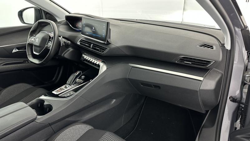 Vente en ligne Peugeot 3008 3008 III 1.2 Puretech 130ch Active Pack EAT8 au prix de 26 000 €