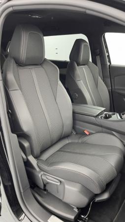 Vente en ligne Peugeot 5008 5008 III 1.2 PureTech 130ch GT EAT8 au prix de 32 400 €