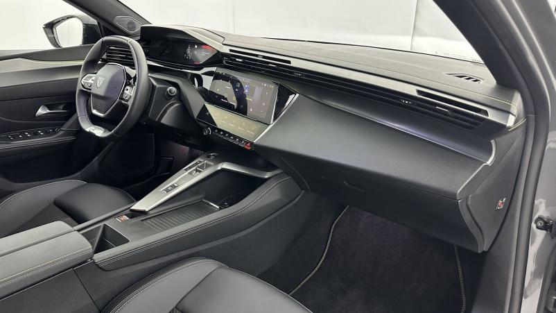 Vente en ligne Peugeot 408 408 1.2 PureTech 130ch GT EAT8 au prix de 27 410 €