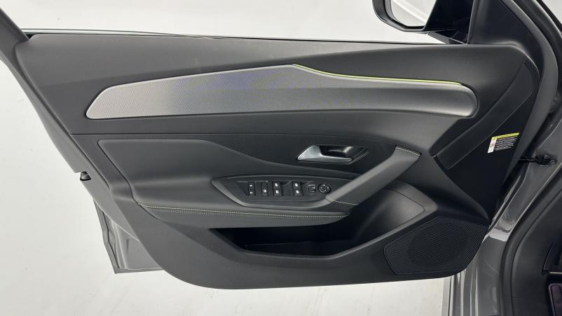 Vente en ligne Peugeot 308 308 III 1.5 BlueHDi 130ch GT EAT8 au prix de 29 700 €