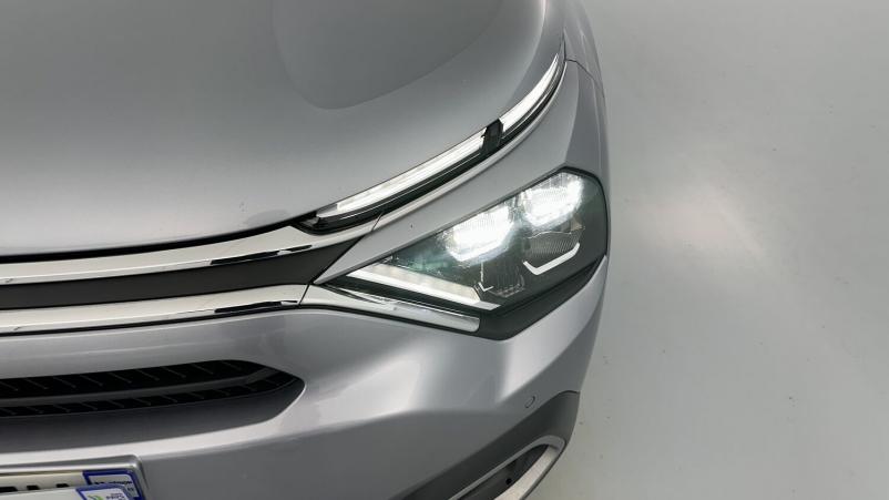 Vente en ligne Citroën C4 C4 III 1.2 PureTech 130ch Shine EAT8 au prix de 18 410 €