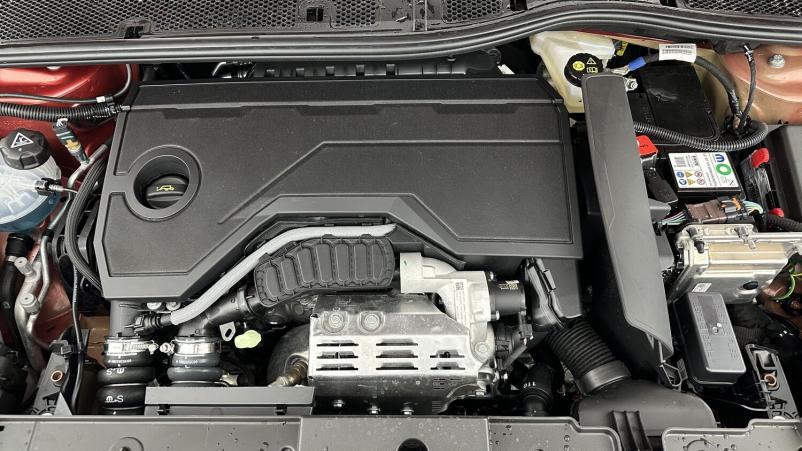 Vente en ligne Peugeot 208 208 II(2) 1.2 Hybrid 100ch Allure e-DCS6 au prix de 23 000 €