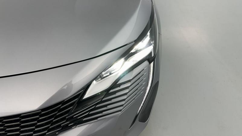 Vente en ligne Peugeot 3008 3008 III 1.2 Puretech 130ch Active Pack EAT8 au prix de 26 000 €