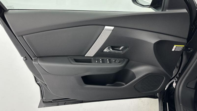 Vente en ligne Citroën C4 C4 III 1.5 BlueHDi 130ch Plus EAT8 au prix de 24 410 €